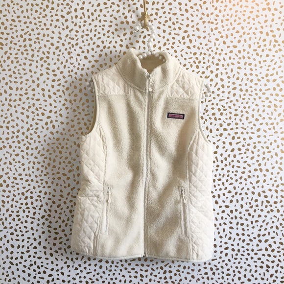 Vineyard Vines Jackets & Blazers - NWT Vineyard Vines Sea View Sherpa Vest